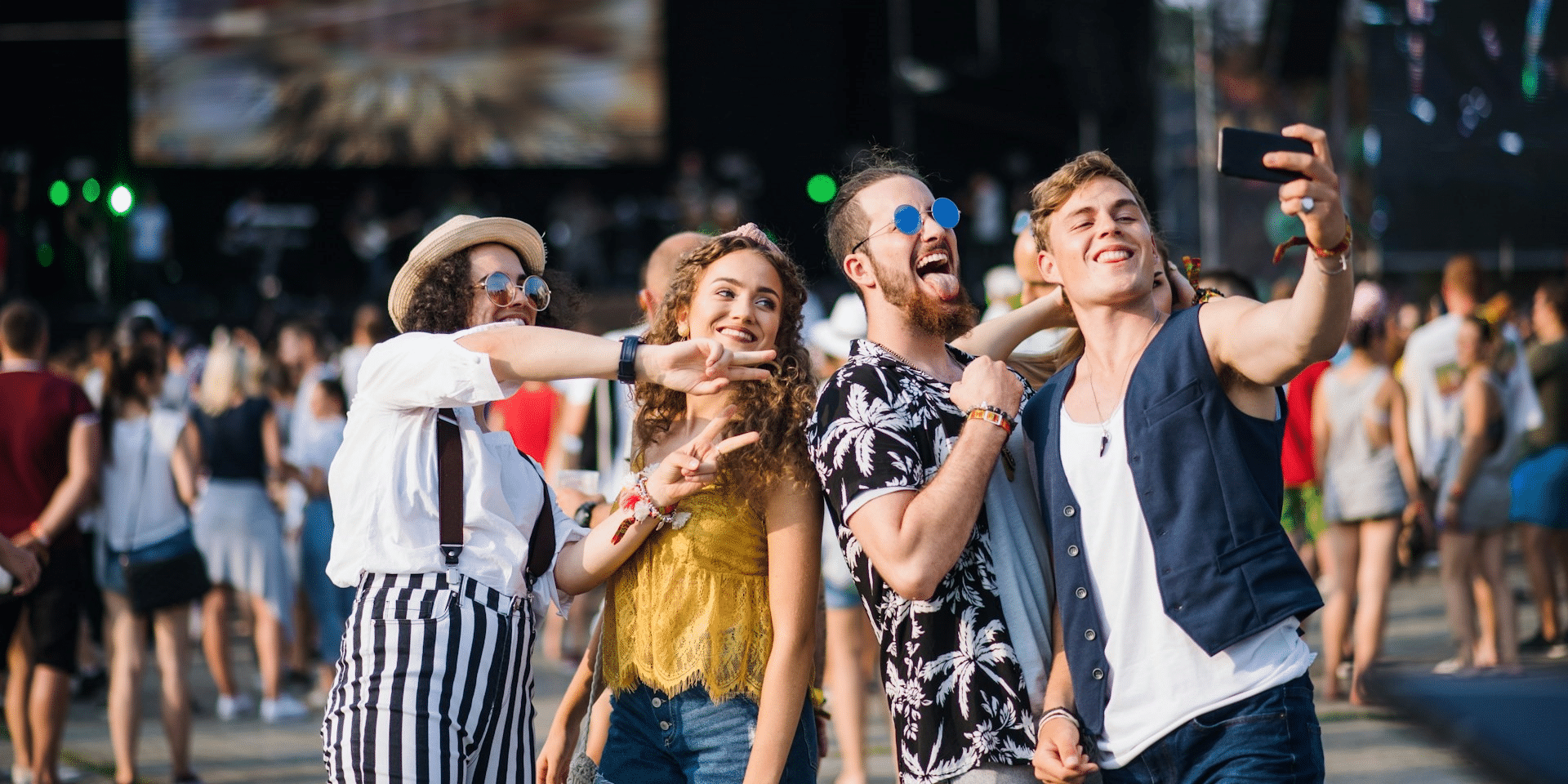 Mastering the Art of Making Friends at Music Festivals