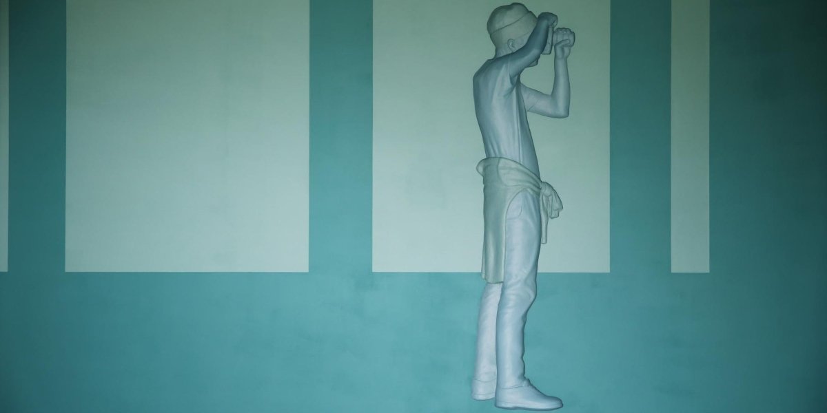 Lee Yong Deok Sculpting the Invisible