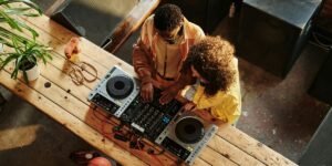 Throwback Tracks: Decoding the Signature Beats of the 2000s