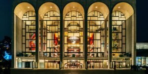 NYC Holiday Classical & Jazz: Juilliard, Lincoln Center Sets Return