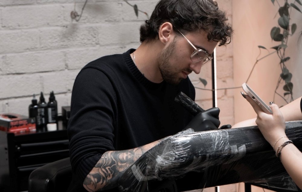 KORU Tattoo Studio: Where Botanical Art, Comfort, and Craftsmanship Redefine the Tattoo Experience in Los Angeles