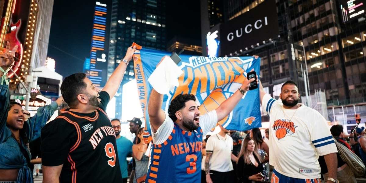 Timothée Chalamet Joins Fans at Knicks Championship Parade