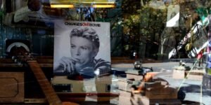 David Bowie Archive Tour to Bring V&A Collection to UK Museums