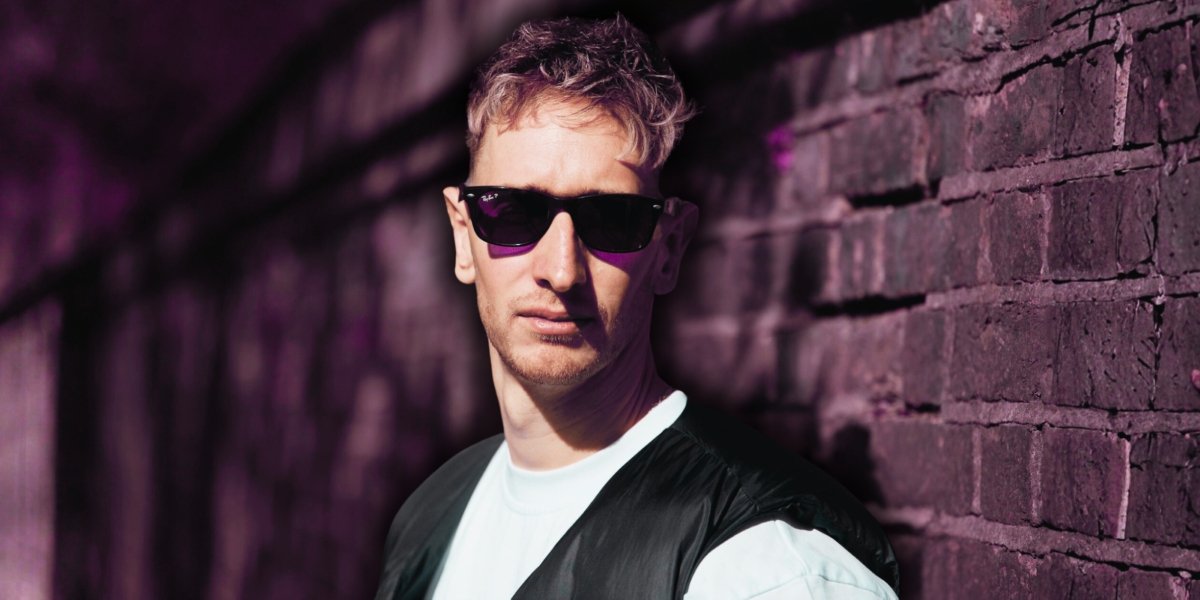 London Artist Eric Walker Brings Nightlife Energy to “Kings Tonight”