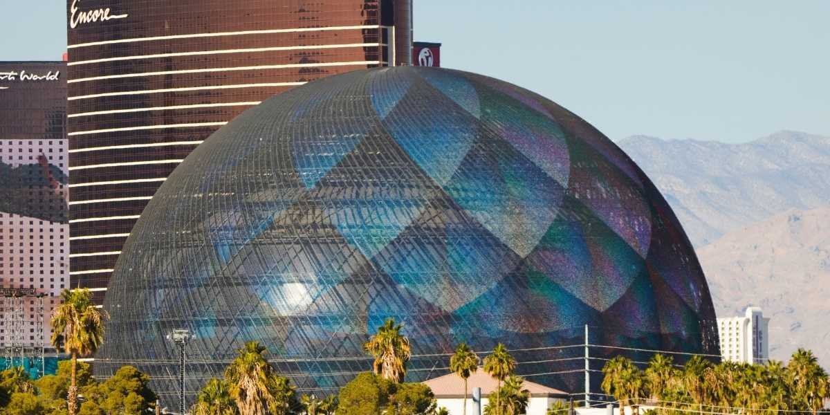 Oprah Winfrey Sets Multidisciplinary Sphere Show in Las Vegas